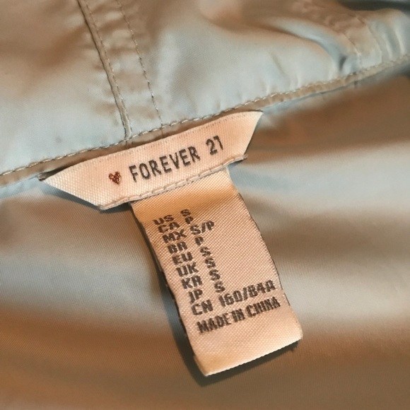 Forever21 lightweight windbreaker jacket - Picture 2 of 4